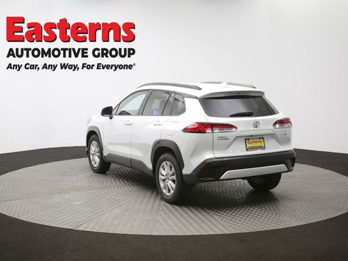 Used 2023 Toyota Corolla Cross LE image 63