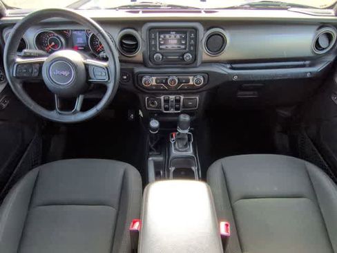 Used 2018 Jeep Wrangler Unlimited Sport S AWD/4WD image 15
