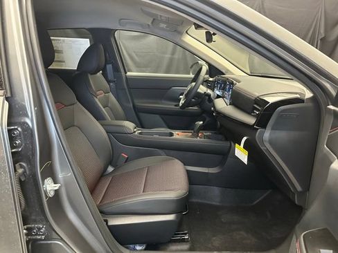 New 2026 Nissan Kicks SR w/ Cold Weather Package FWD image 14