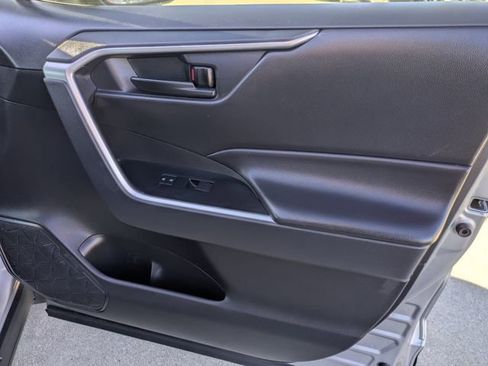 Used 2024 Toyota RAV4 LE image 32