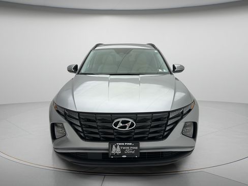 Used 2024 Hyundai Tucson SEL w/ Convenience Package AWD/4WD image 2