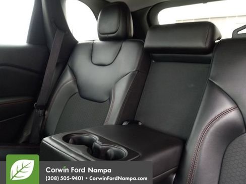 Used 2021 Jeep Cherokee Trailhawk image 26