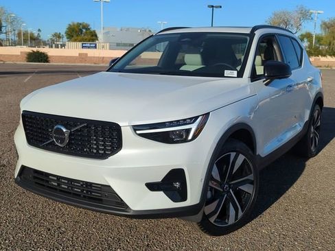 New 2026 Volvo XC40 B4 Plus w/ Protection Package image 3