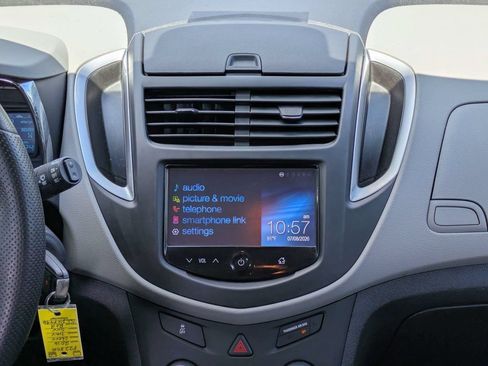 Used 2016 Chevrolet Trax LS FWD image 19