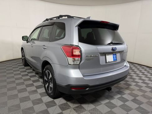 Used 2018 Subaru Forester 2.5i Premium w/ All-Weather Package AWD/4WD image 2
