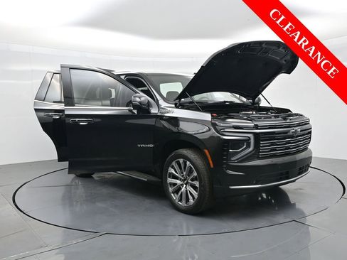 Used 2025 Chevrolet Tahoe High Country image 42