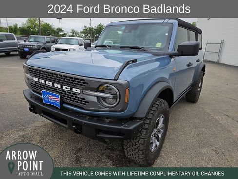 Used 2024 Ford Bronco Badlands AWD/4WD image 4
