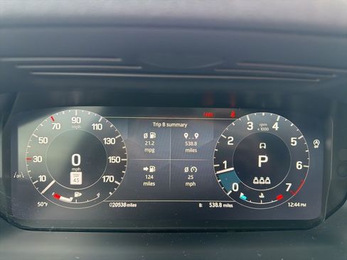 Used 2024 Land Rover Discovery Sport S image 13