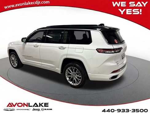 New 2025 Jeep Grand Cherokee L Summit image 3