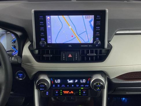 Certified 2020 Toyota RAV4 Limited w/ Limited Grade Weather Package AWD/4WD image 14