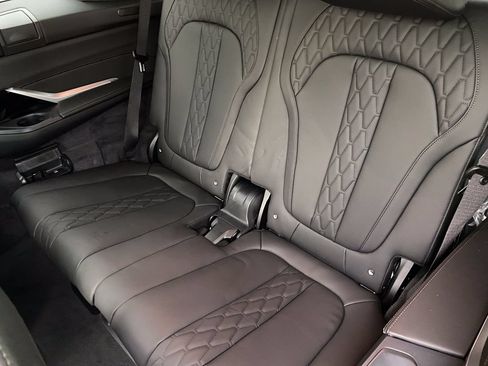 New 2027 BMW X7 M60i AWD/4WD image 44