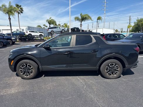 Used 2023 Hyundai Santa Cruz SEL Premium image 4