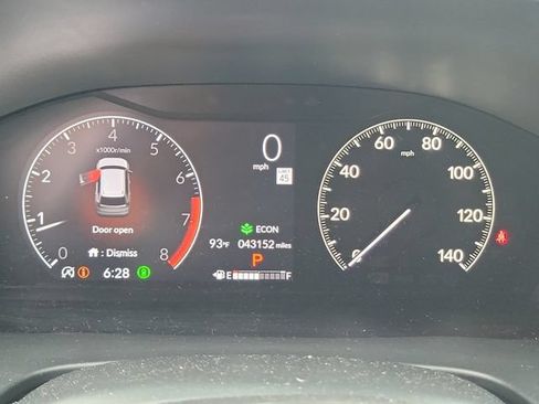 Used 2024 Honda CR-V LX image 28