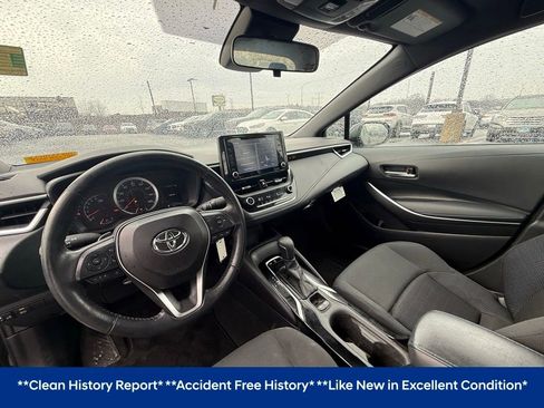 Used 2022 Toyota Corolla SE w/ Carpet Mat Package (TMS) image 2