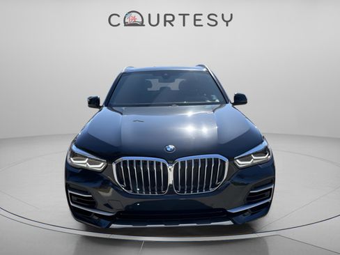 Used 2023 BMW X5 xDrive40i w/ Premium Package image 11