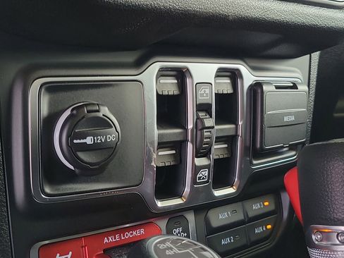 New 2026 Jeep Wrangler Willys AWD/4WD image 15