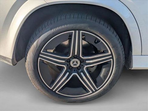 Used 2024 Mercedes-Benz GLE 450e 4MATIC image 7