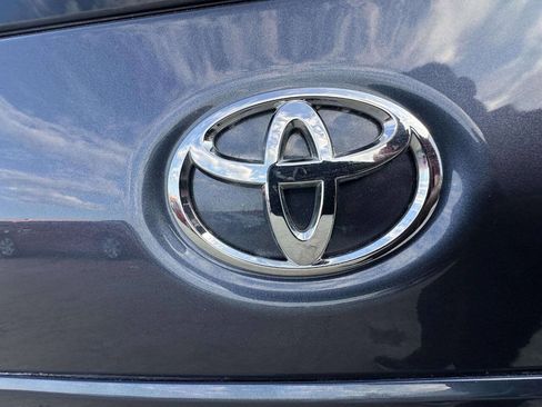 Used 2015 Toyota Sienna XLE FWD image 42
