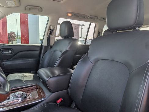 Used 2019 INFINITI QX80 Luxe AWD/4WD image 7