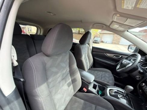Used 2016 Nissan Rogue S w/ Appearance Package AWD/4WD image 31
