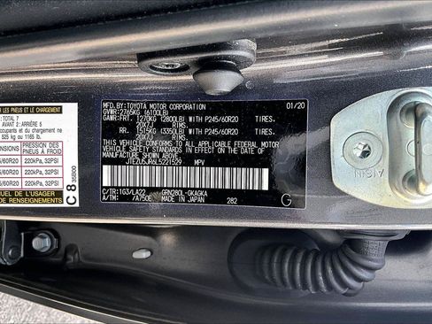 Used 2020 Toyota 4Runner Limited RWD image 19