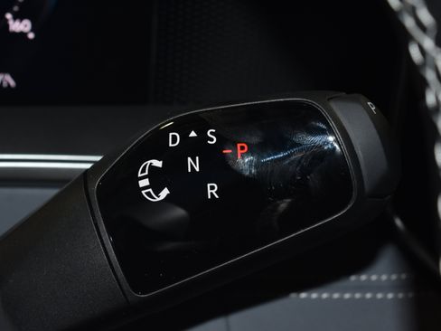 New 2026 Volkswagen Tiguan SE AWD/4WD image 14