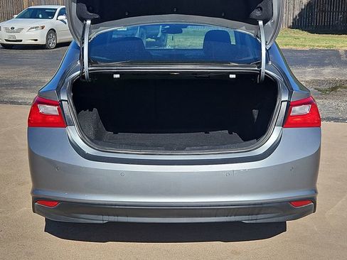 Used 2024 Chevrolet Malibu LT image 15