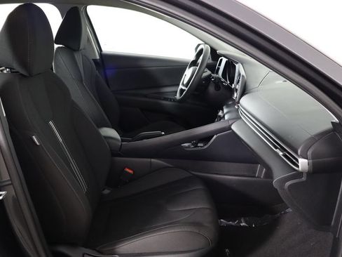 Used 2022 Hyundai Elantra SEL FWD image 18