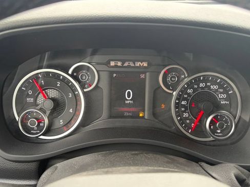 New 2026 RAM 2500 Big Horn AWD/4WD image 18