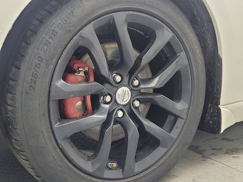 Used 2013 Nissan 370Z Coupe w/ Aerodynamics Pkg RWD image 31