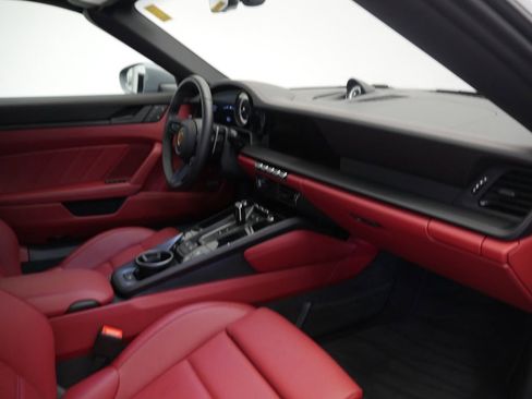 Certified 2024 Porsche 911 Targa 4 GTS AWD/4WD image 21