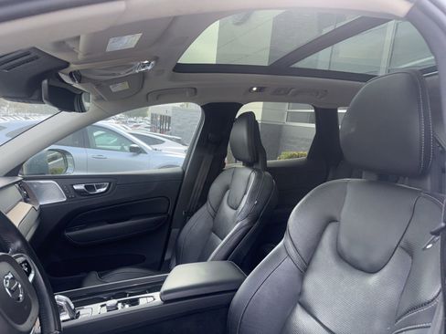 Used 2019 Volvo XC60 T8 Inscription w/ Advanced Package AWD/4WD image 12