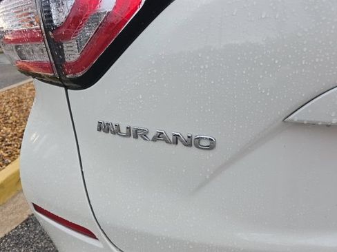 Used 2018 Nissan Murano SV FWD image 7
