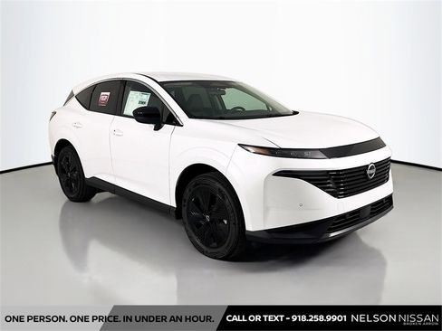 New 2025 Nissan Murano SV image 3