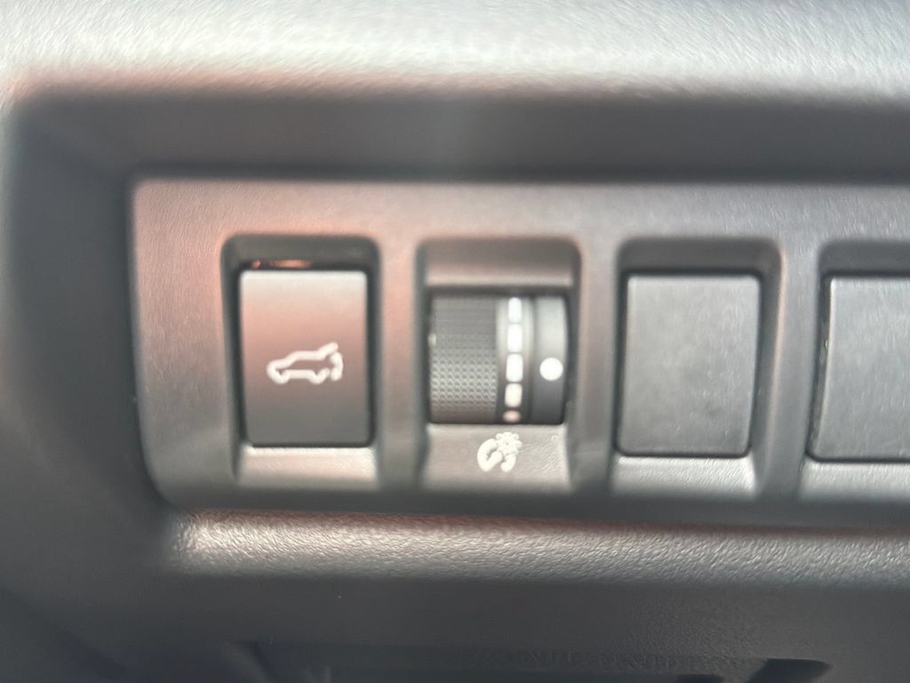 Certified 2026 Subaru Outback Touring XT AWD/4WD image 51