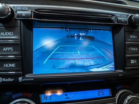 Used 2015 Toyota RAV4 XLE image 26