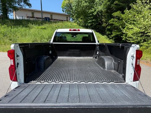 Used 2025 Chevrolet Silverado 1500 W/T RWD image 8