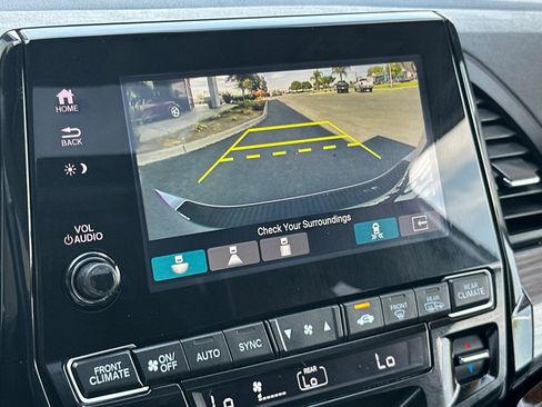 Used 2023 Honda Odyssey Elite image 23