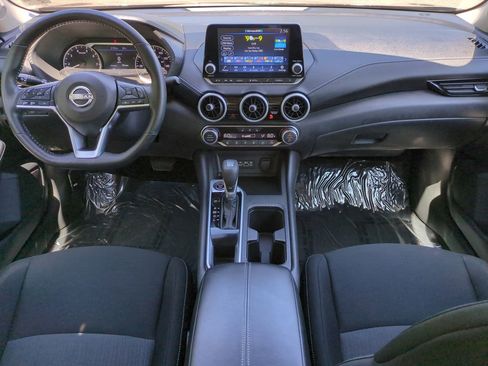 Used 2025 Nissan Sentra SV w/ All-Weather Package FWD image 14