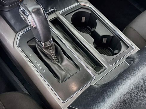 Used 2019 Ford F150 XLT w/ Equipment Group 302A Luxury AWD/4WD image 11