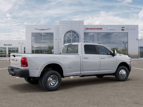 New 2025 RAM 3500 Laramie image 47