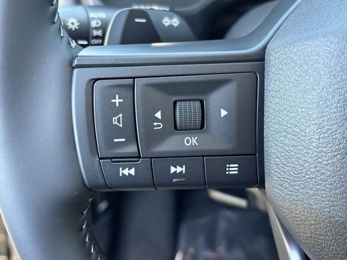 New 2025 Nissan Rogue SV w/ SV Premium Package image 12