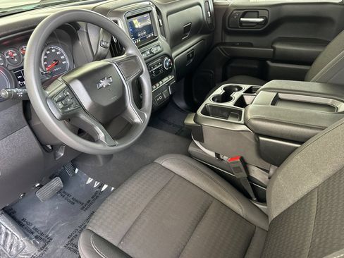 Certified 2024 Chevrolet Silverado 1500 Custom Trail Boss w/ LPO, Dark Essentials Package AWD/4WD image 10