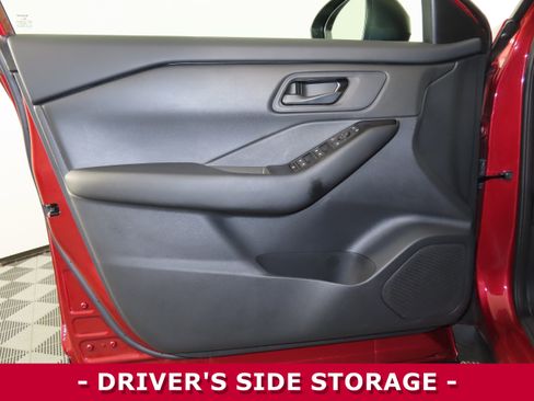 Certified 2025 Nissan Rogue S image 5