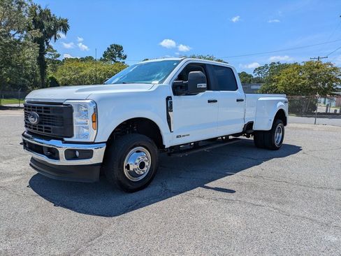Used 2025 Ford F350 XL w/ XL Driver Assist Package AWD/4WD image 37