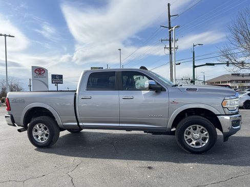 Used 2019 RAM 2500 Laramie image 2