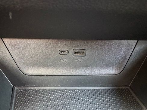 New 2026 Chevrolet Equinox LT w/ Convenience Package II FWD image 23