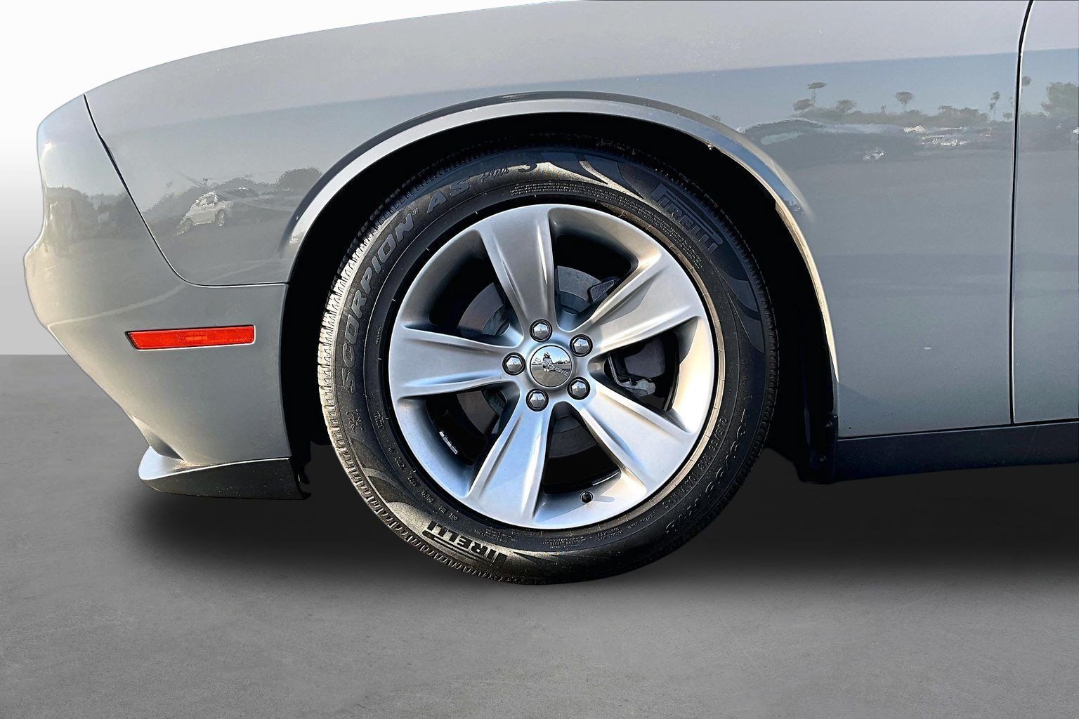 Used 2019 Dodge Challenger SXT RWD image 8