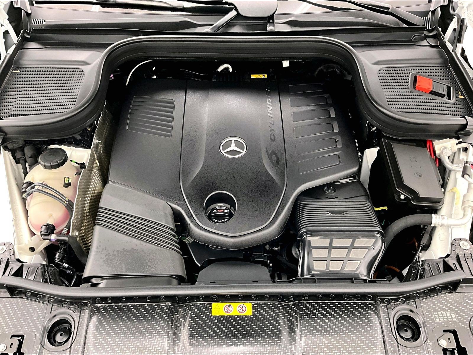 Used 2026 Mercedes-Benz GLE 450 4MATIC image 9