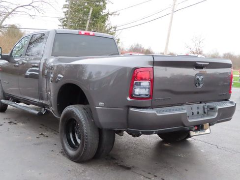 Used 2024 RAM 3500 Big Horn w/ Night Edition image 16